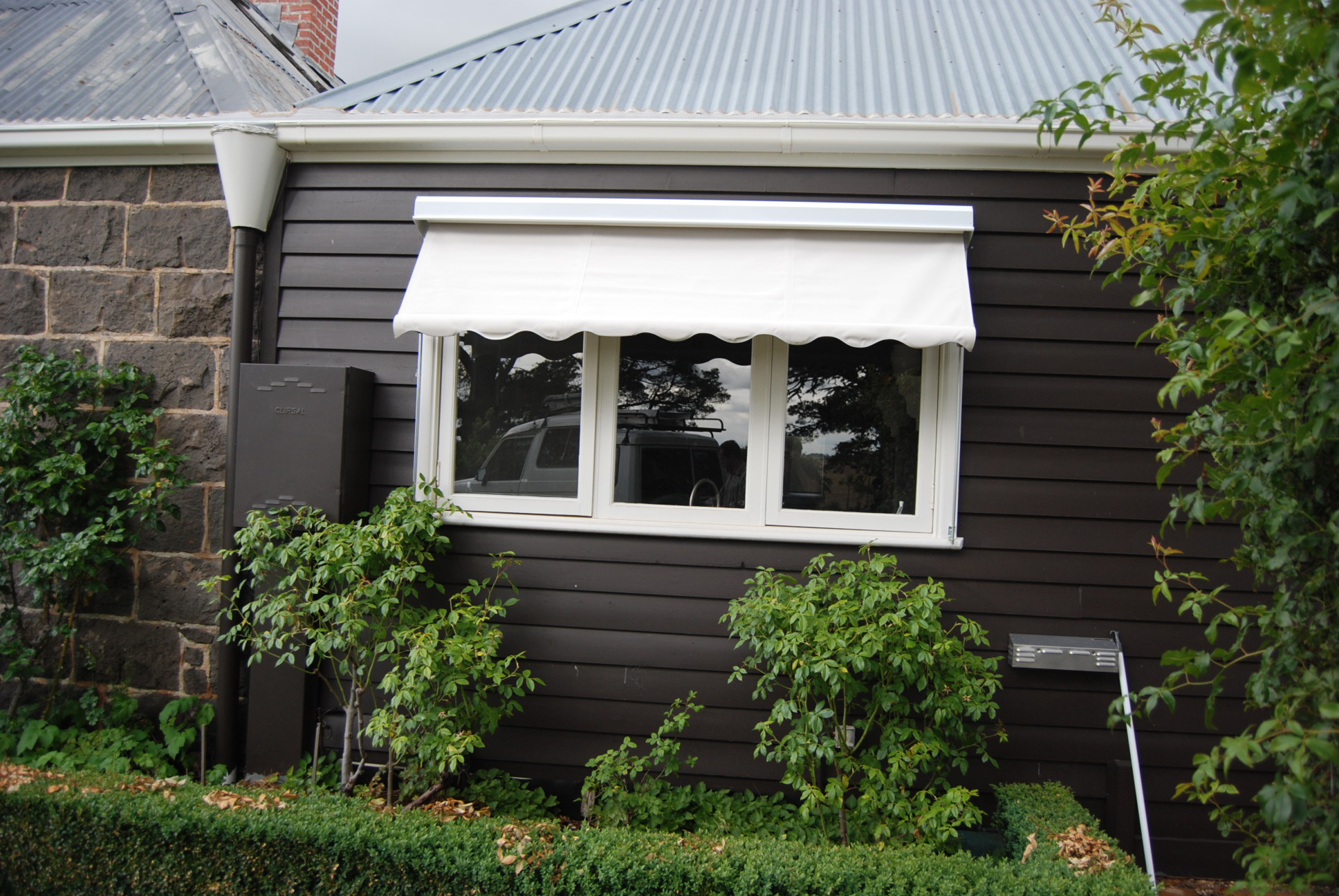 Window Awnings (1).JPG